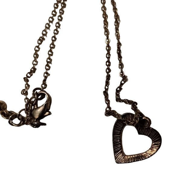 Gold Tone Open heart Necklace Valentine Jewelry - Picture 3 of 4